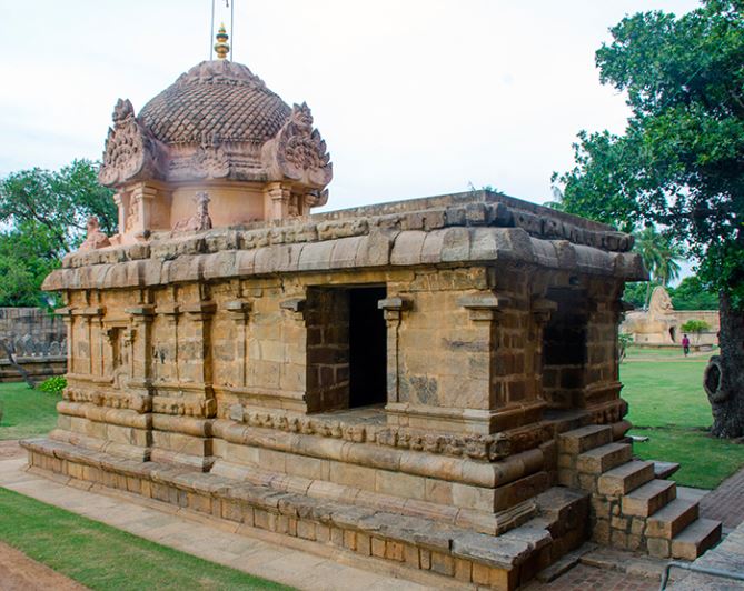 Chandikeśvara Shrine