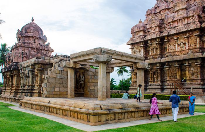 Kailāśanātha Shrine
