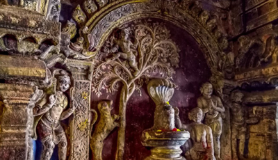 Carvings-in-Amman-Shrine-of-Brihadeeswarar-Temple
